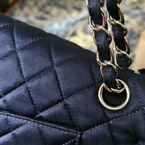Chanel Medium Double Flap Bag Navy Blue – Limited Edition - Picture 6 of 10